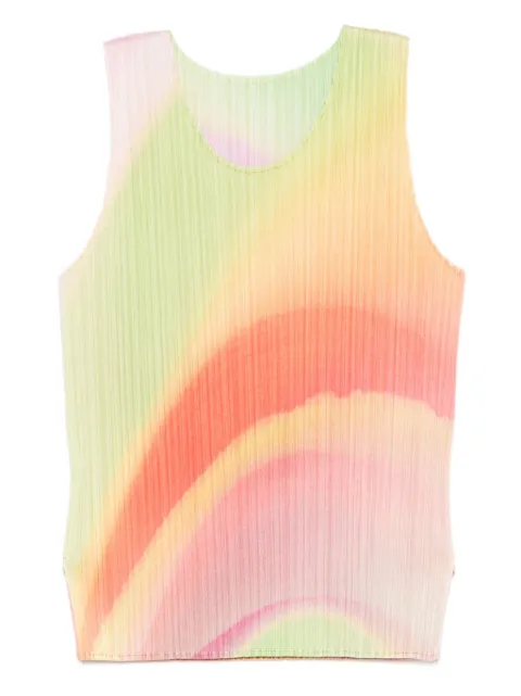 Pleats Please Issey Miyake top plisado con estampado Groove