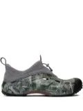 Crocs Quick Trail low ""Mossy Oak Elements Walnut"" clogs - Grey