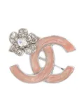 CHANEL Pre-Owned 2004 crystal-embellished CC brooch - Silver