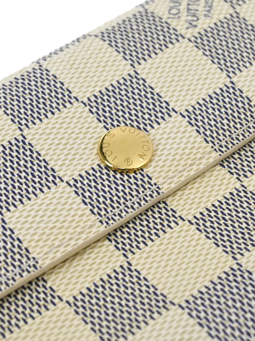 Pre-owned Louis Vuitton 2010 Alexandra Wallet In White