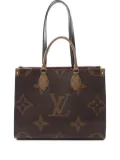 Louis Vuitton Pre-Owned 2021 OnTheGo MM tote bag - Brown