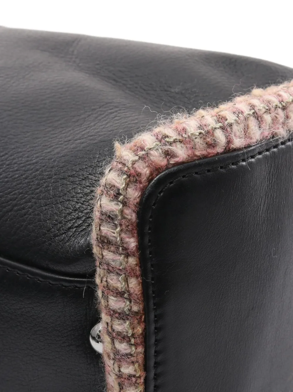 Pre-owned Chanel 2003-2004 Tweed-trim Tote Bag