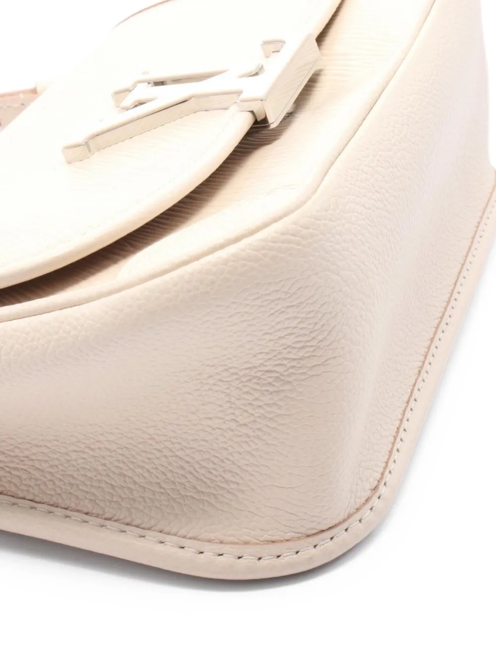 Pre-owned Louis Vuitton 2021s Busi Quartz Shoulder Bag