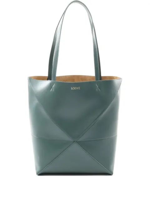 Loewe Pre-Owned شنطة كتف 'بازل' جلد متوسطة بتصميم هندسي من عقد 2020
