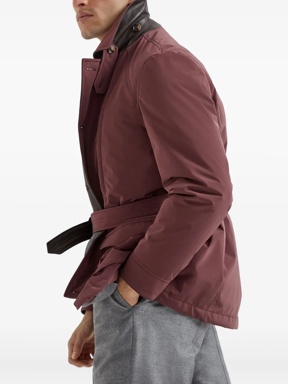 Brunello Cucinelli Jack met ceintuur Rood
