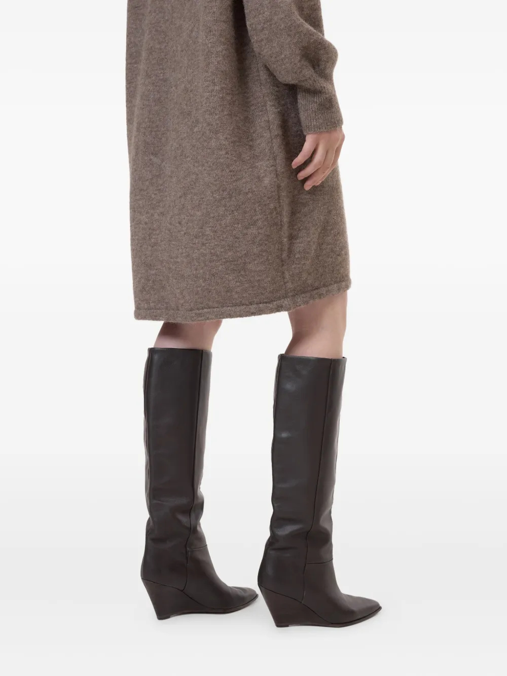 Closed Midi-jurk met col en lange mouwen Bruin