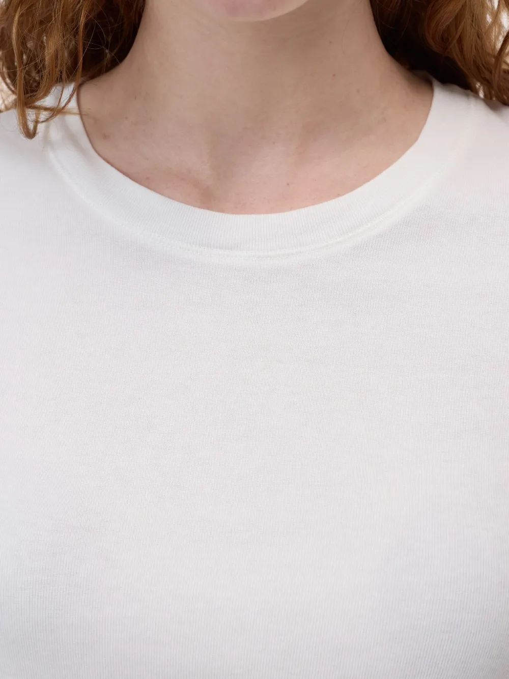 Closed crew-neck short-sleeved T-shirt Wit