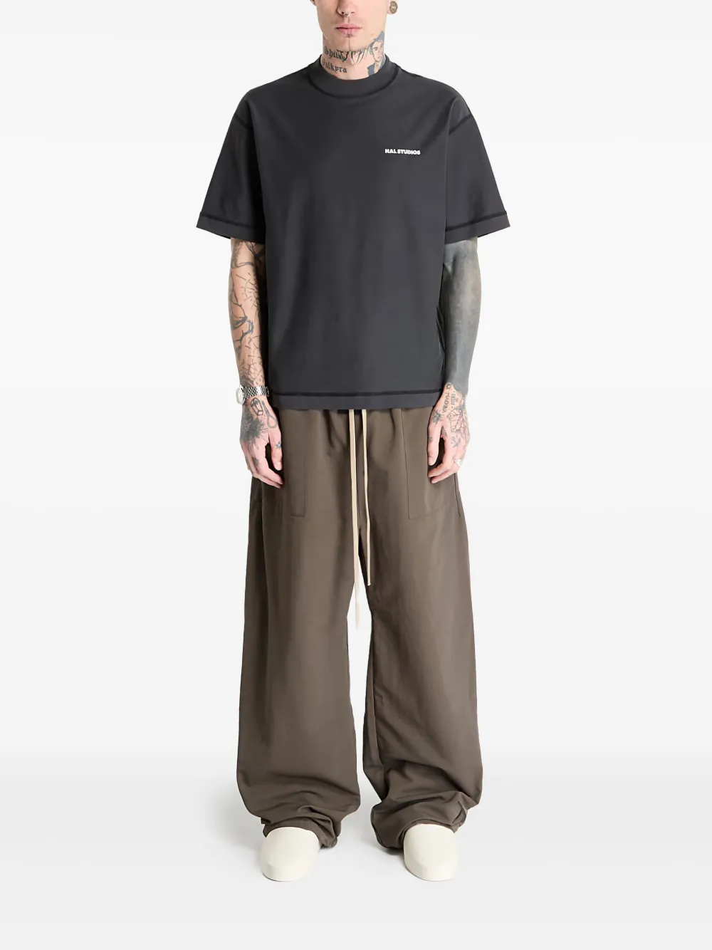 HAL STUDIOS® playera con logo | Playeras | Image 2