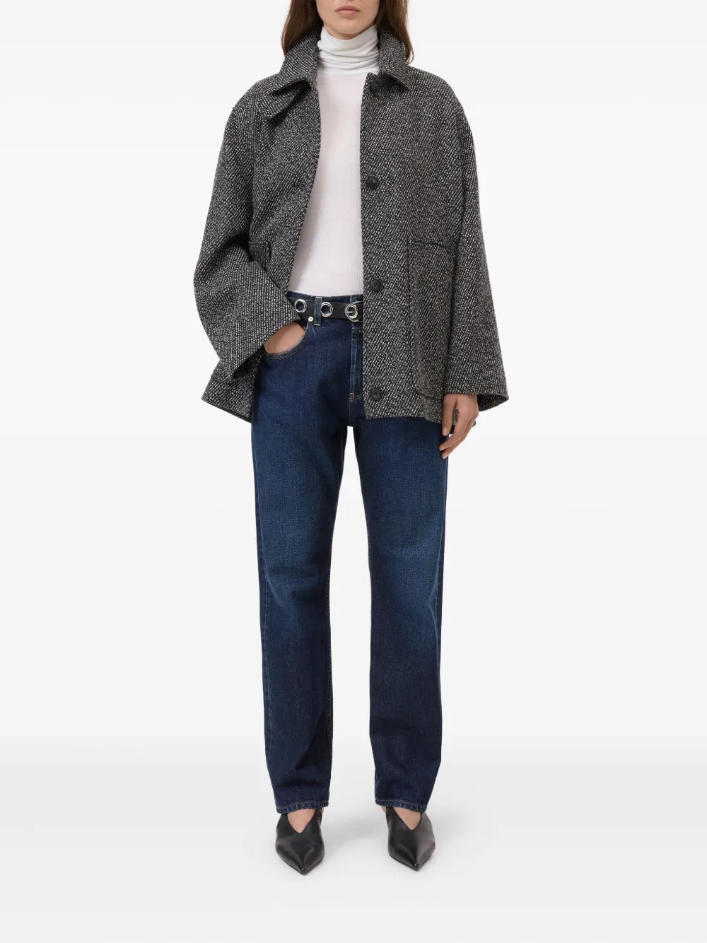 Closed herringbone-pattern button coat | Fitted Jackets | Image 2