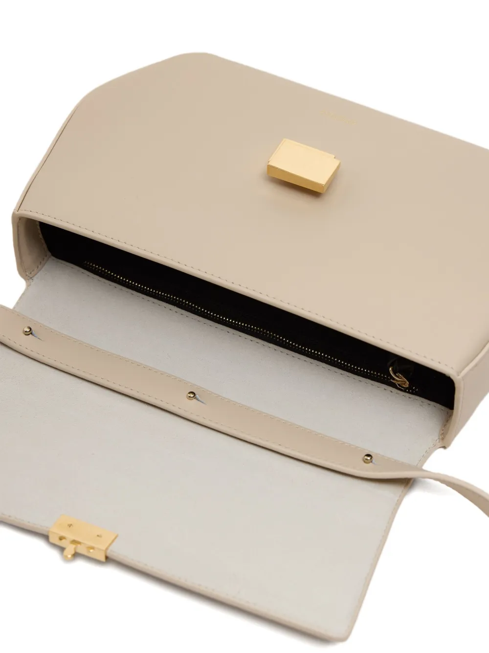 Closed Leather Shoulder Bag In Metallic