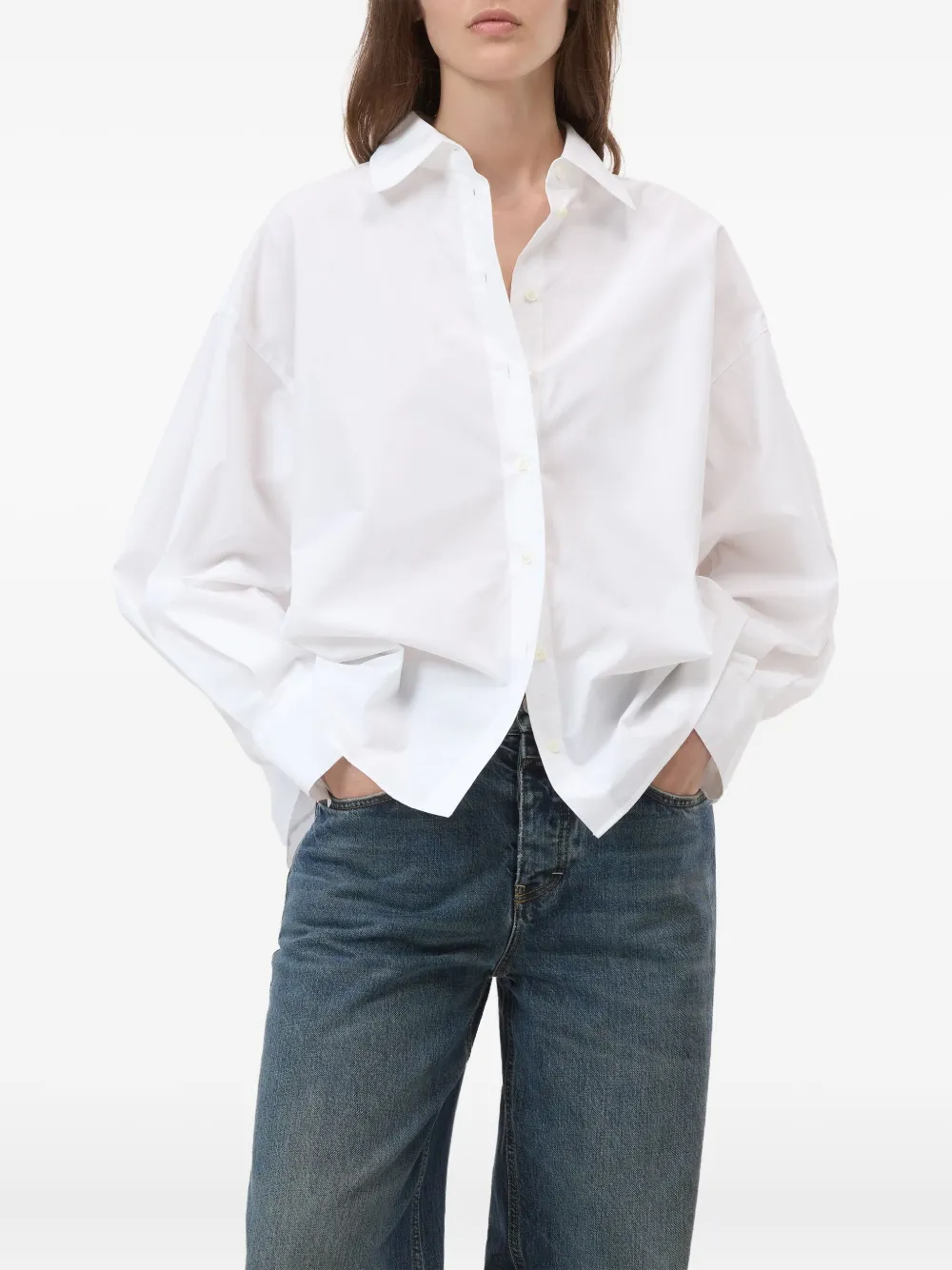 Closed Long-sleeve Collared Shirt In White