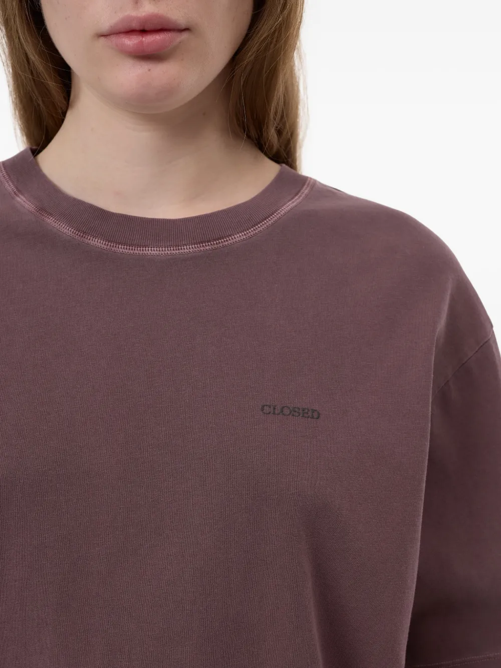 Closed T-shirt van biologisch katoen Paars