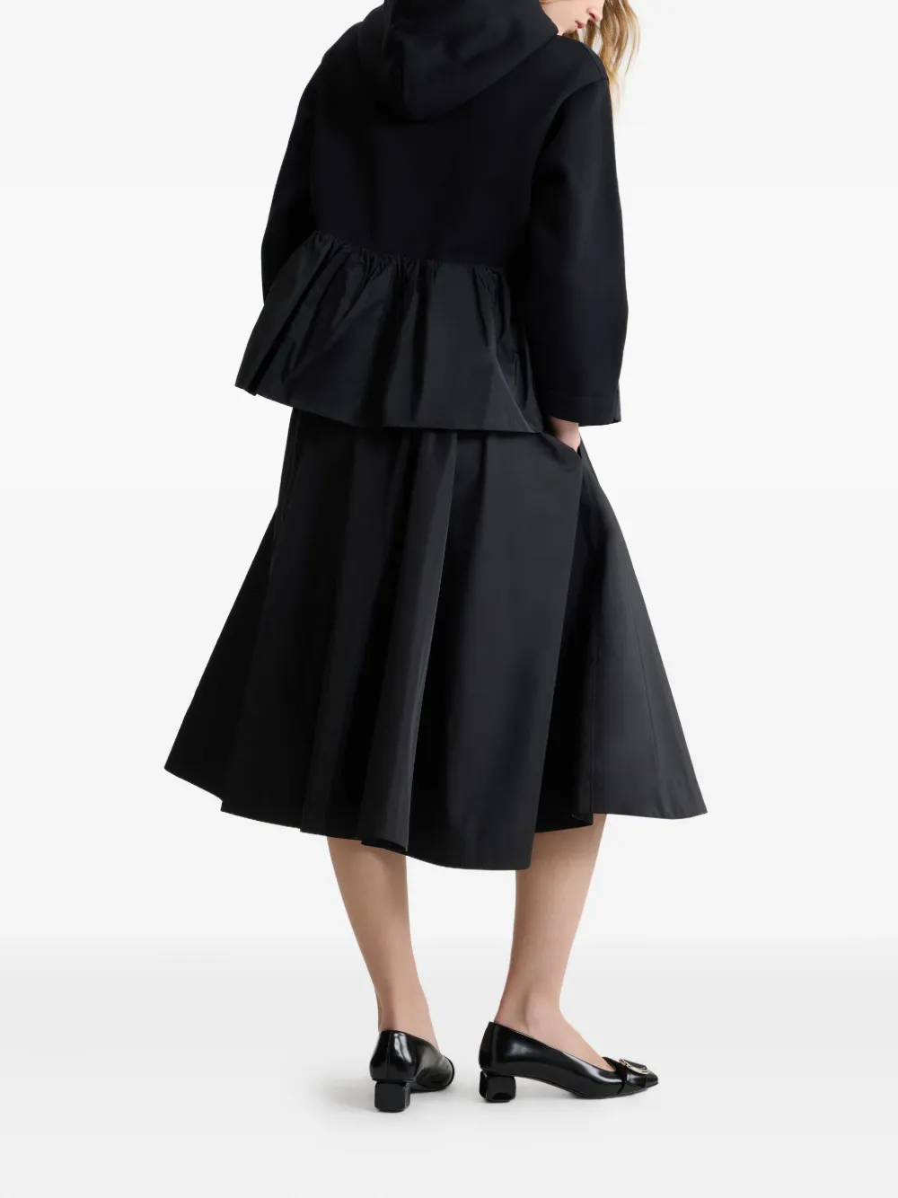 Patou Asymmetrische faille shorts Zwart