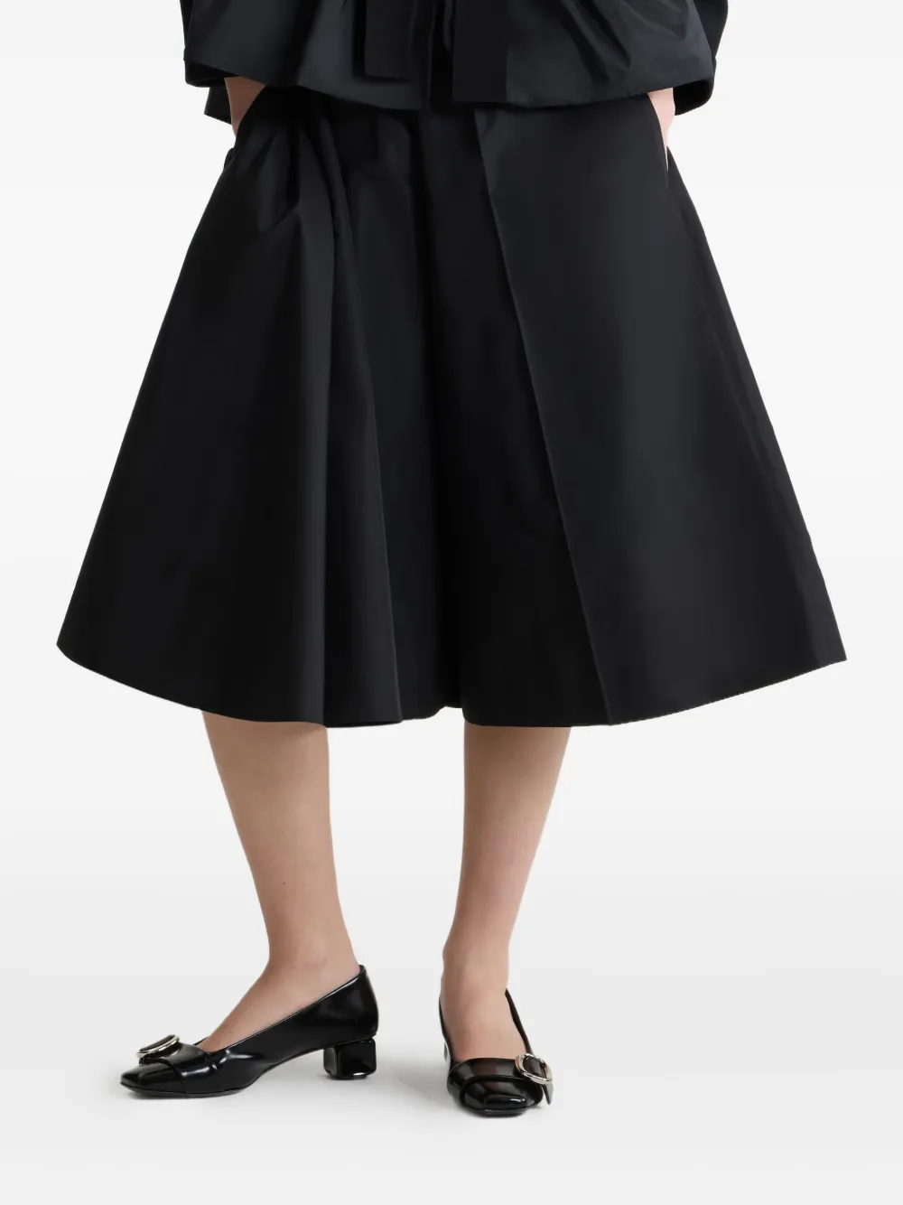 Patou asymmetric faille shorts - ブラック Patou asymmetric faille shorts - ブラック