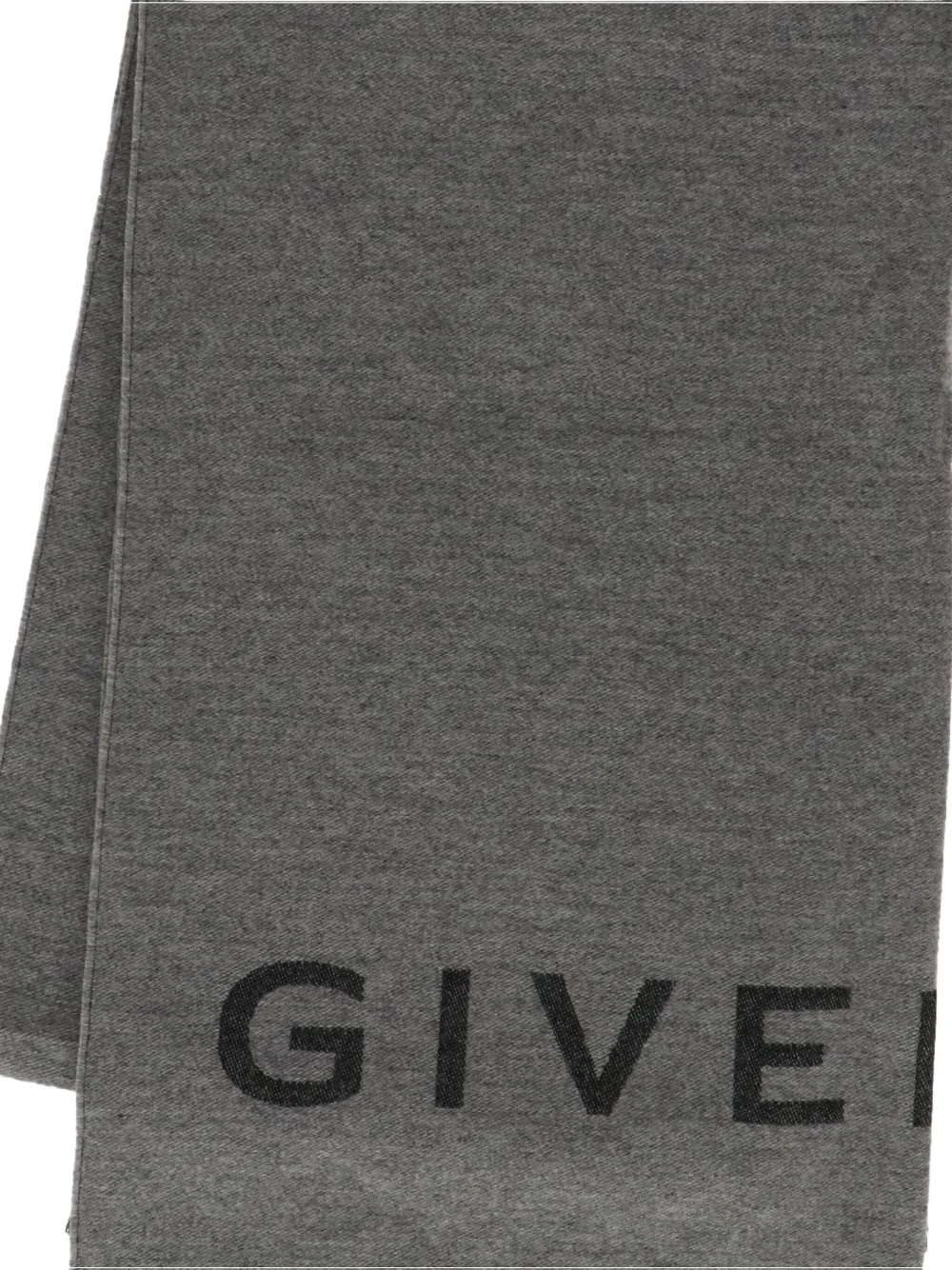 Givenchy logo-embroidered fringed scarf Grijs