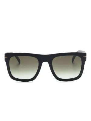 Eyewear by David Beckham（アイウェア バイ デイヴィッド