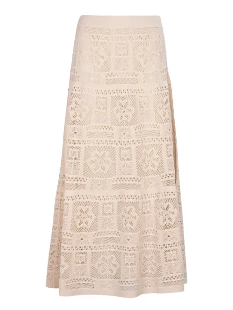 D.Exterior crochet-pattern flared skirt