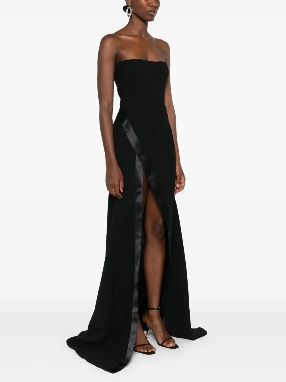 The New Arrivals Ilkyaz Ozel Off-shoulder jurk BLACK