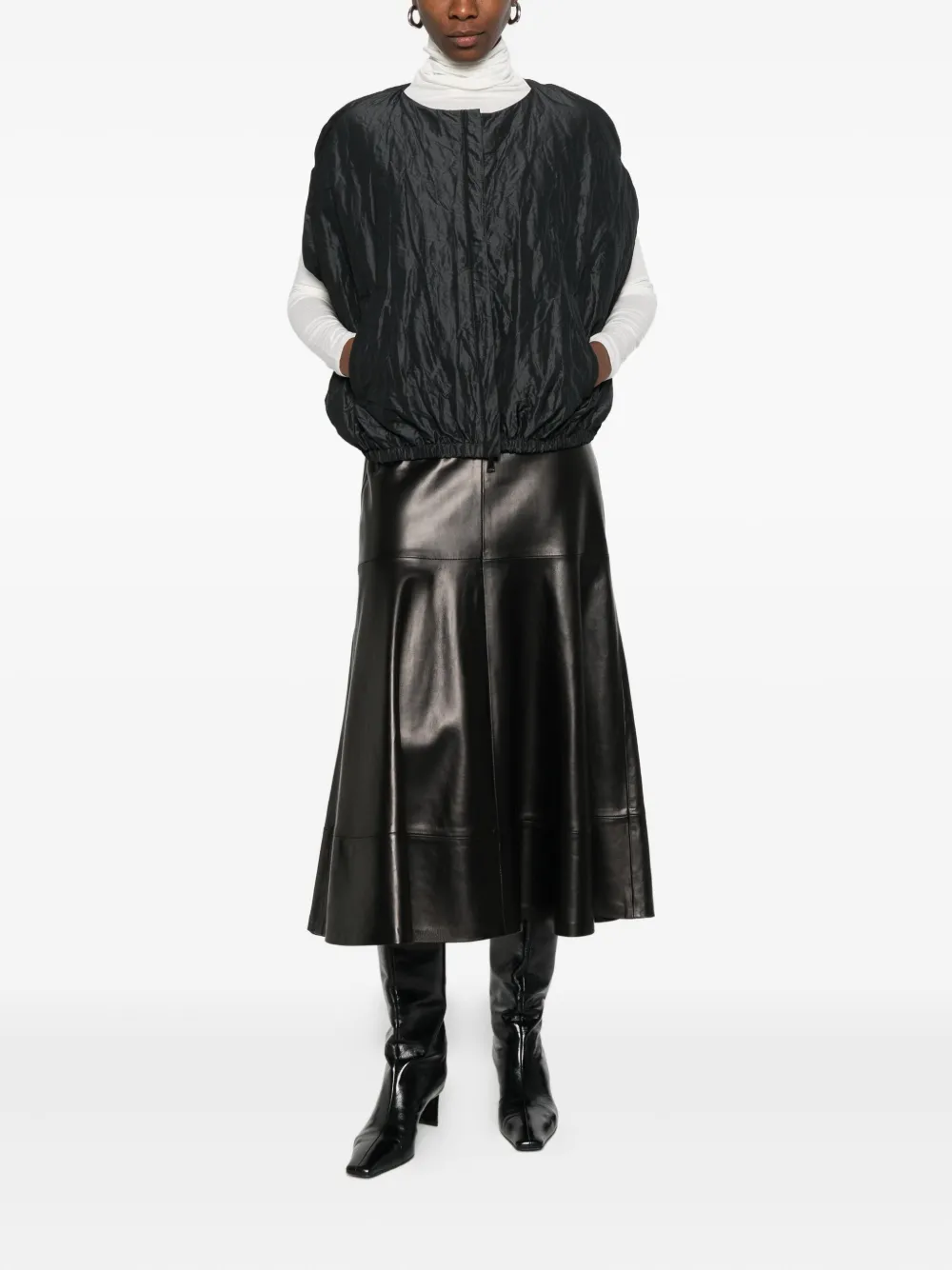 Antonelli Gelso Round-neck Jacket In Black