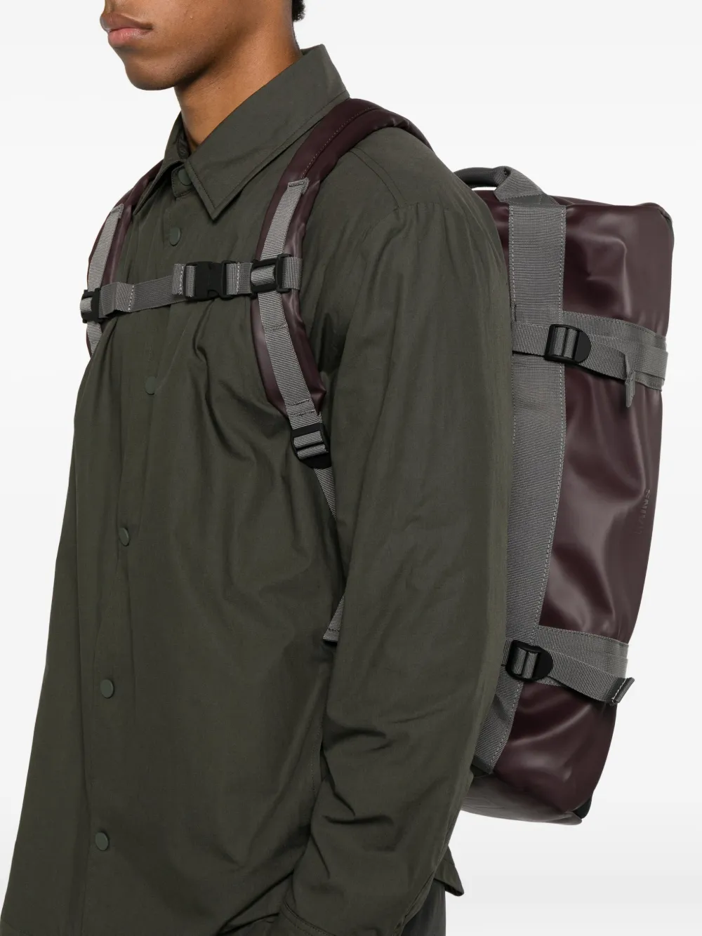 Rains bolsa de viaje con logo en relieve | Hombre | Image 2