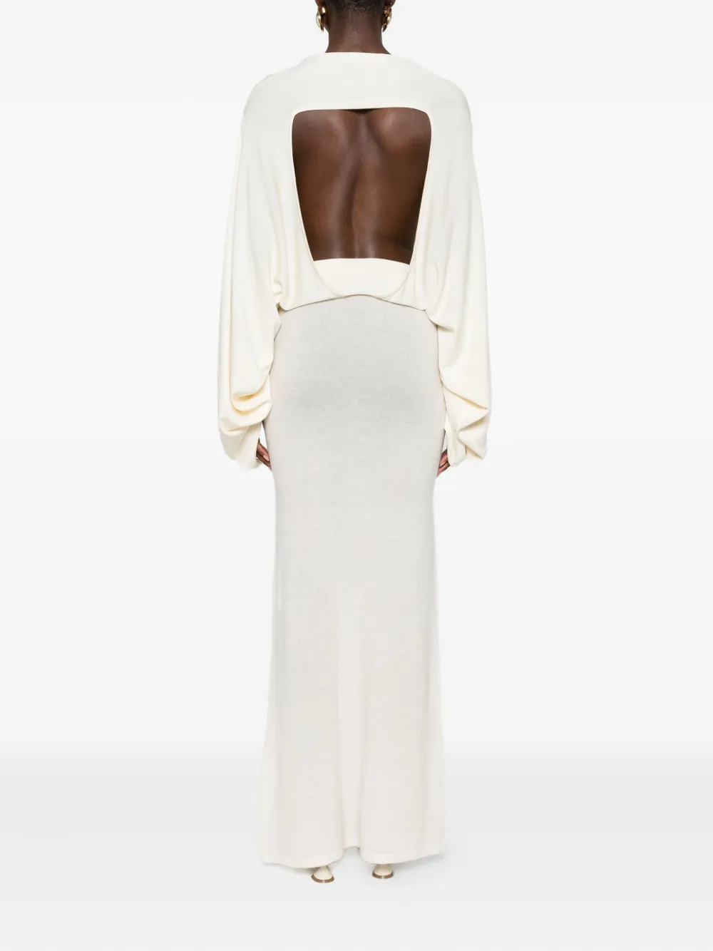 Aya Muse Jurk met open rug en lange mouwen Beige