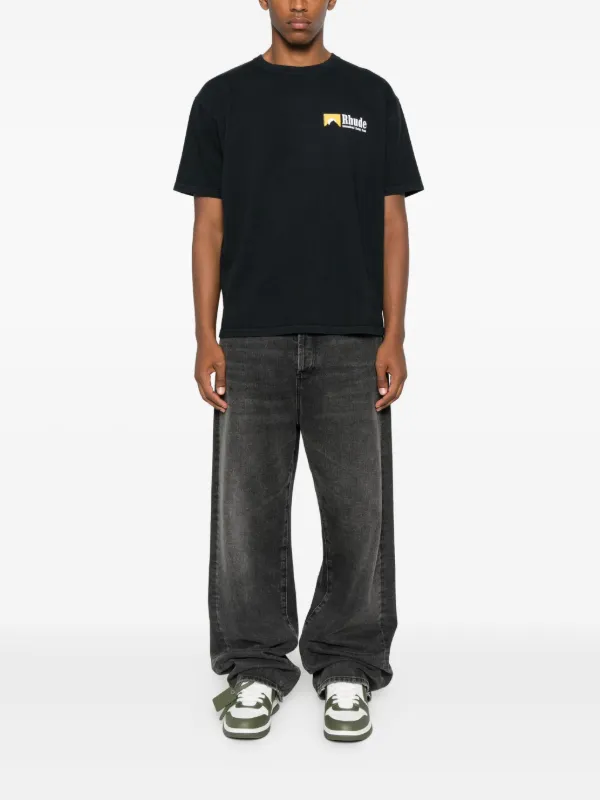 【関税込・国内発送】RHUDE ロゴ Tシャツ ブラック RHUDE ロゴ Tシャツ | ブラック | FARFETCH JP