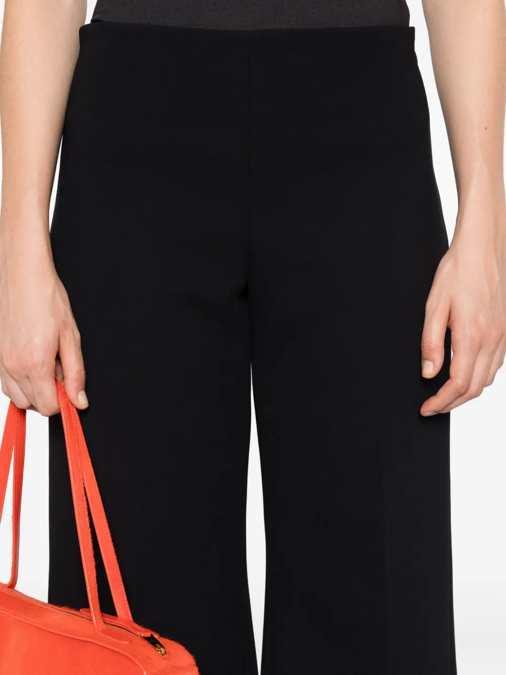 KHAITE Zijden broek Zwart