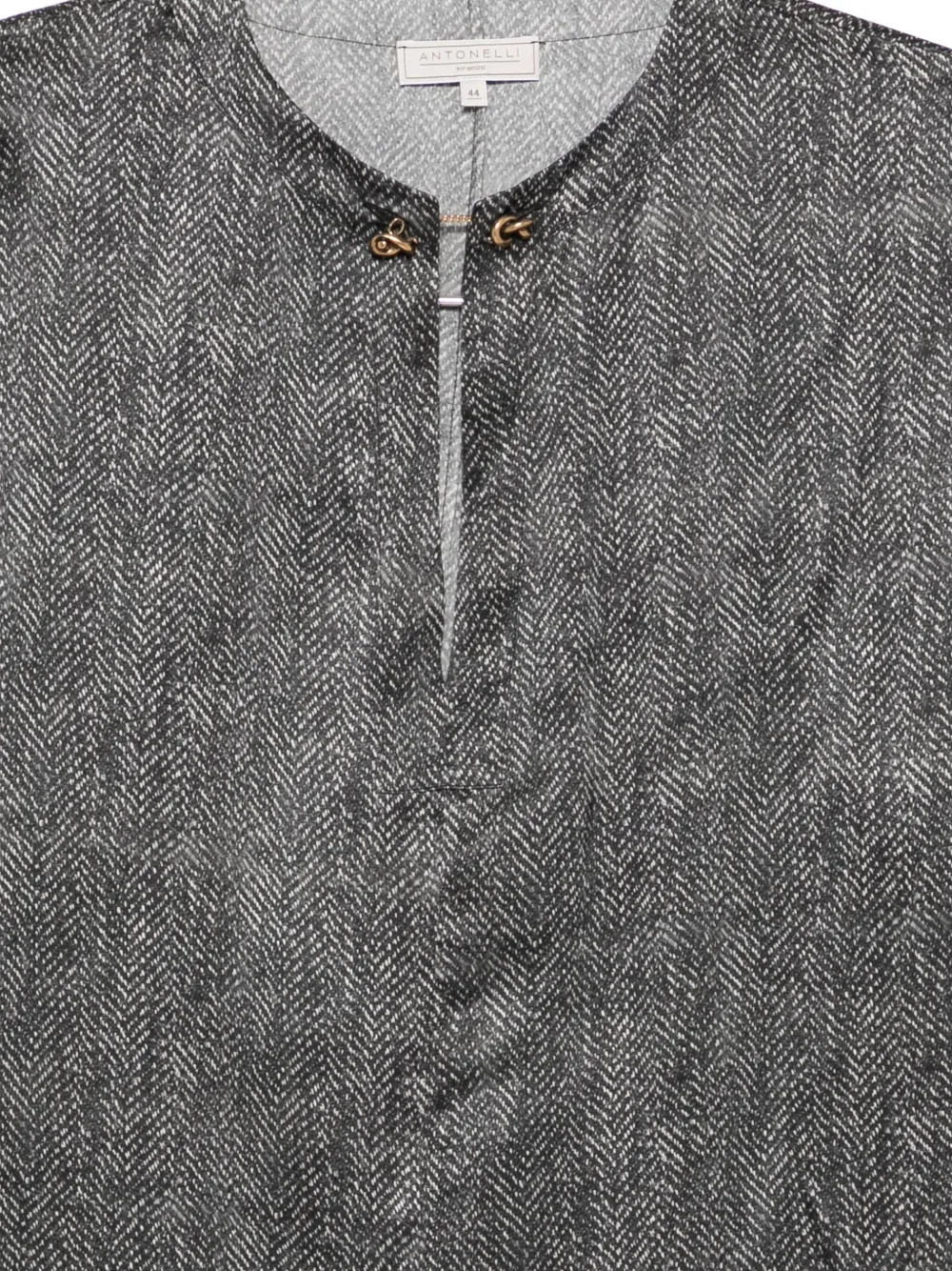 Antonelli Bigné Herringbone Button Blouse In Black