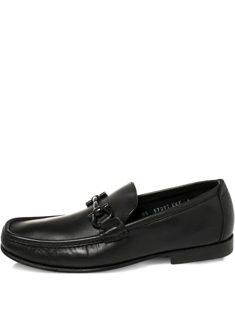 Ferragamo Pre-Owned mocassins à détail Gancini