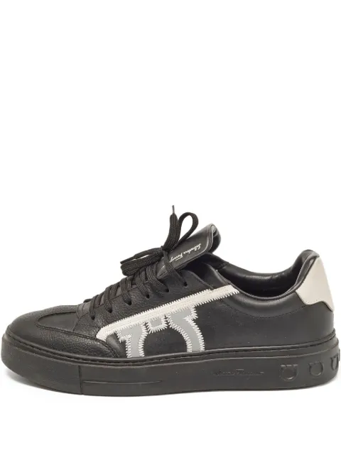 Ferragamo Pre-Owned leather sneakers 