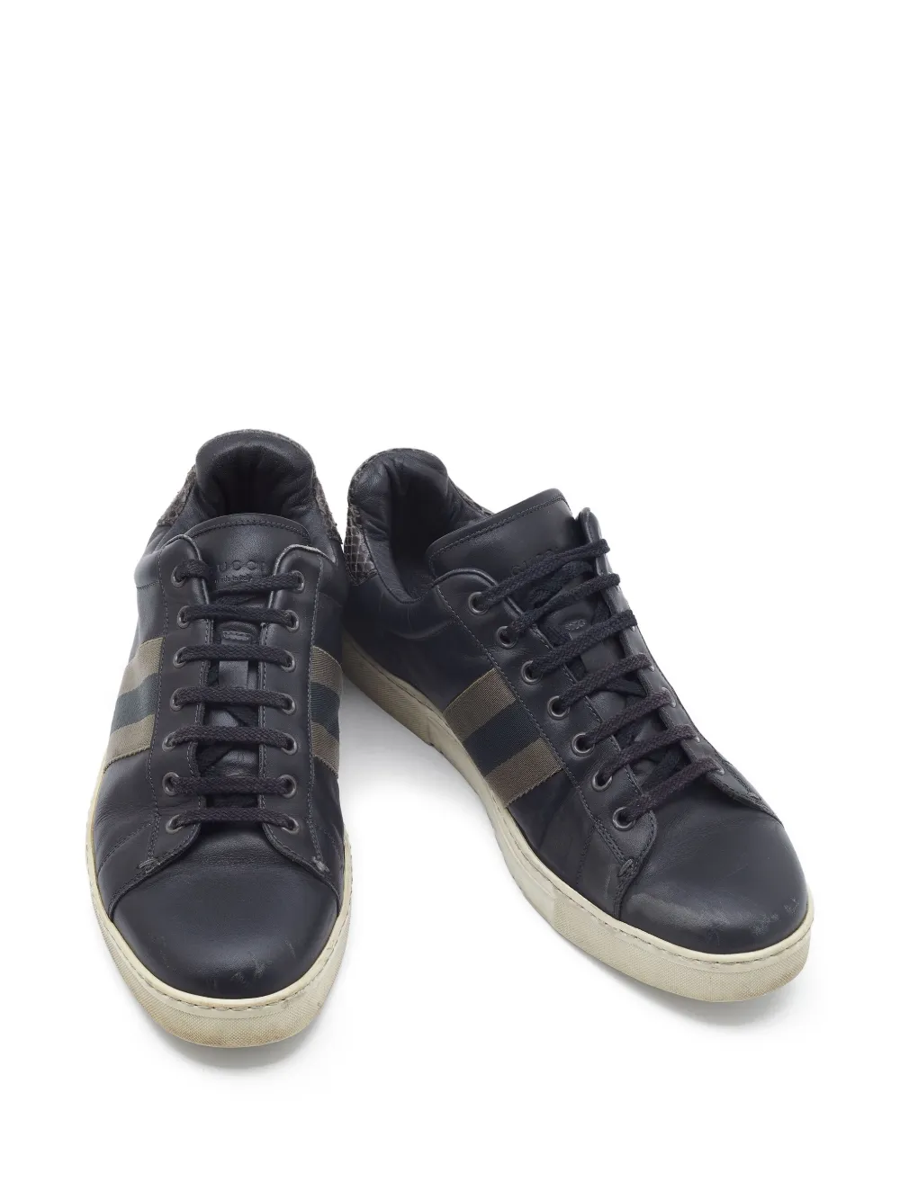 Gucci Pre-Owned leather low-top sneakers | Image 2