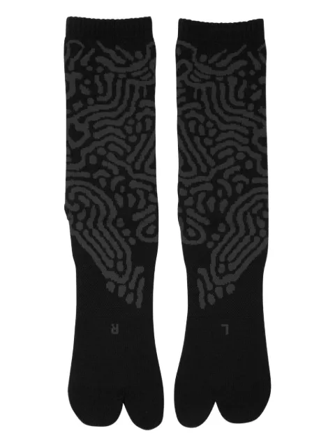 Goldwin tabi-toe socks