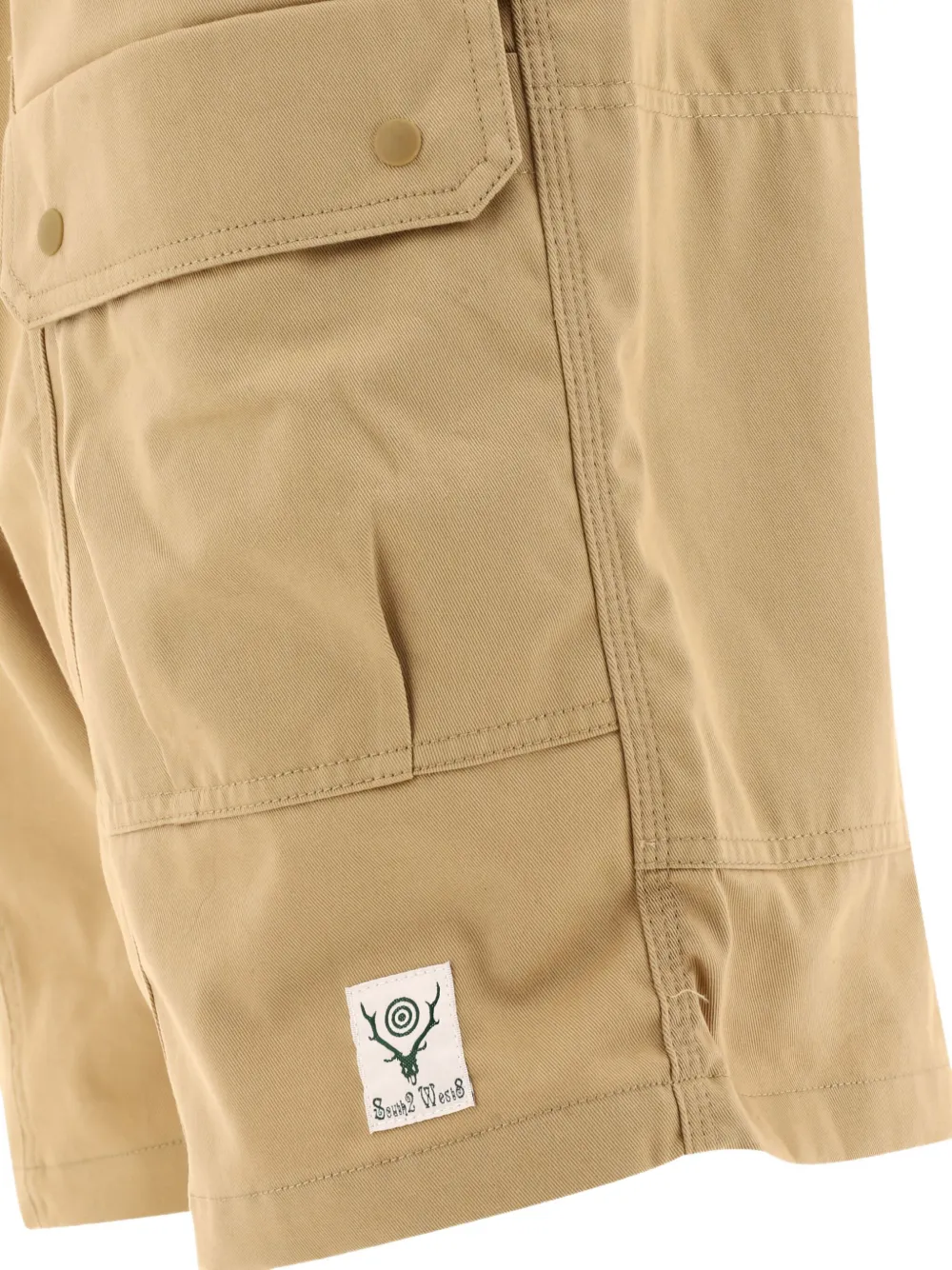 SOUTH2 WEST8 Shorts met elastische tailleband en cargo zak Beige