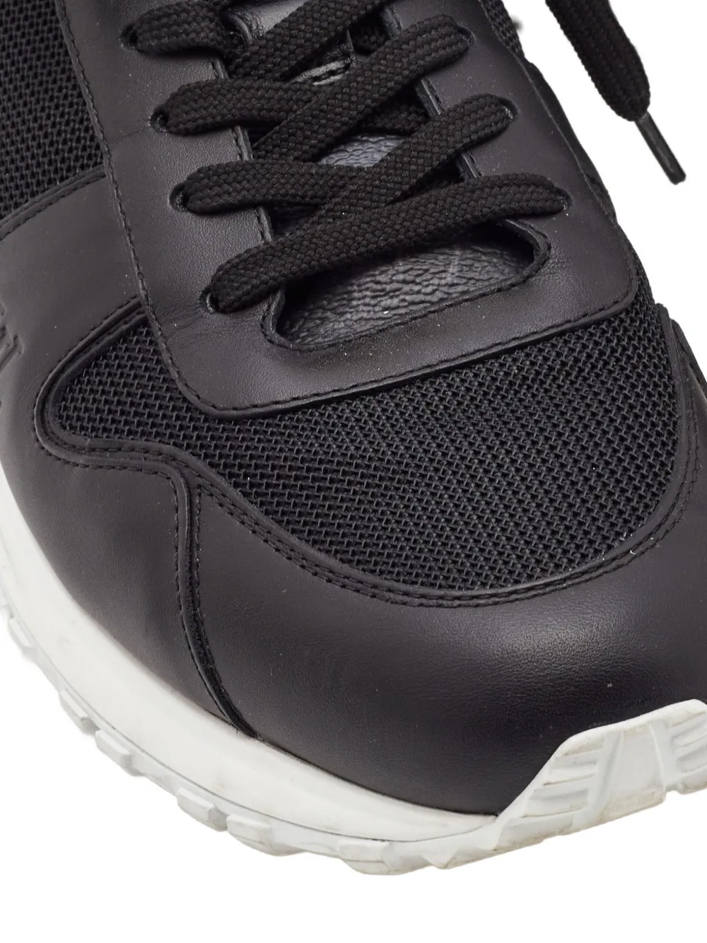 Pre-owned Louis Vuitton Run Away Leather Sneakers In Black