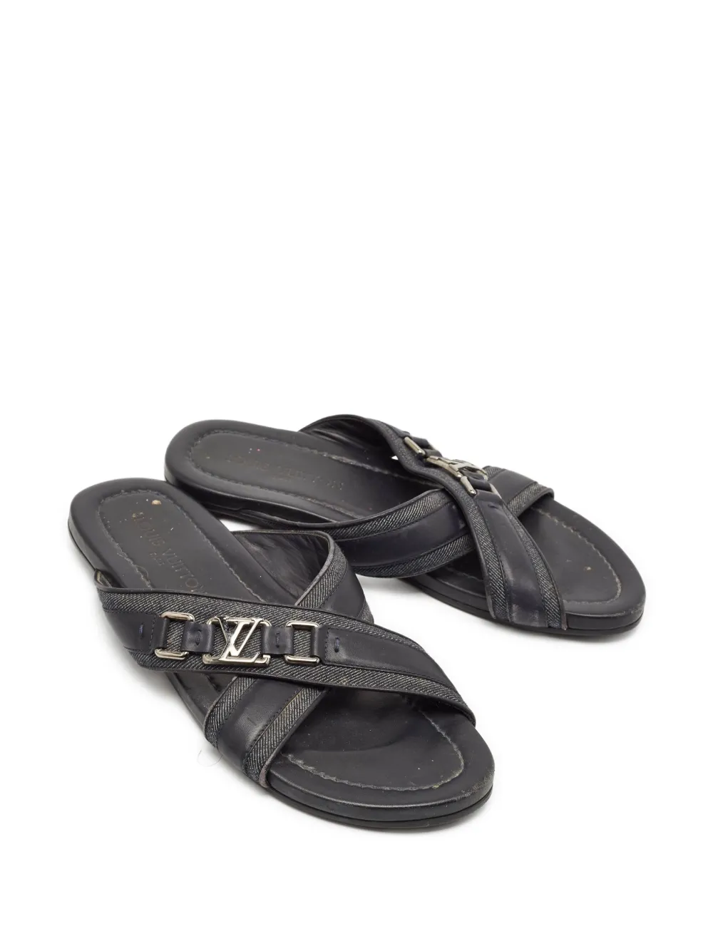 Louis Vuitton Pre-Owned logo-plaque sandals | Image 2