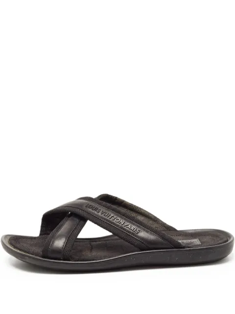 Louis Vuitton Pre-Owned sandalias con logo en relieve