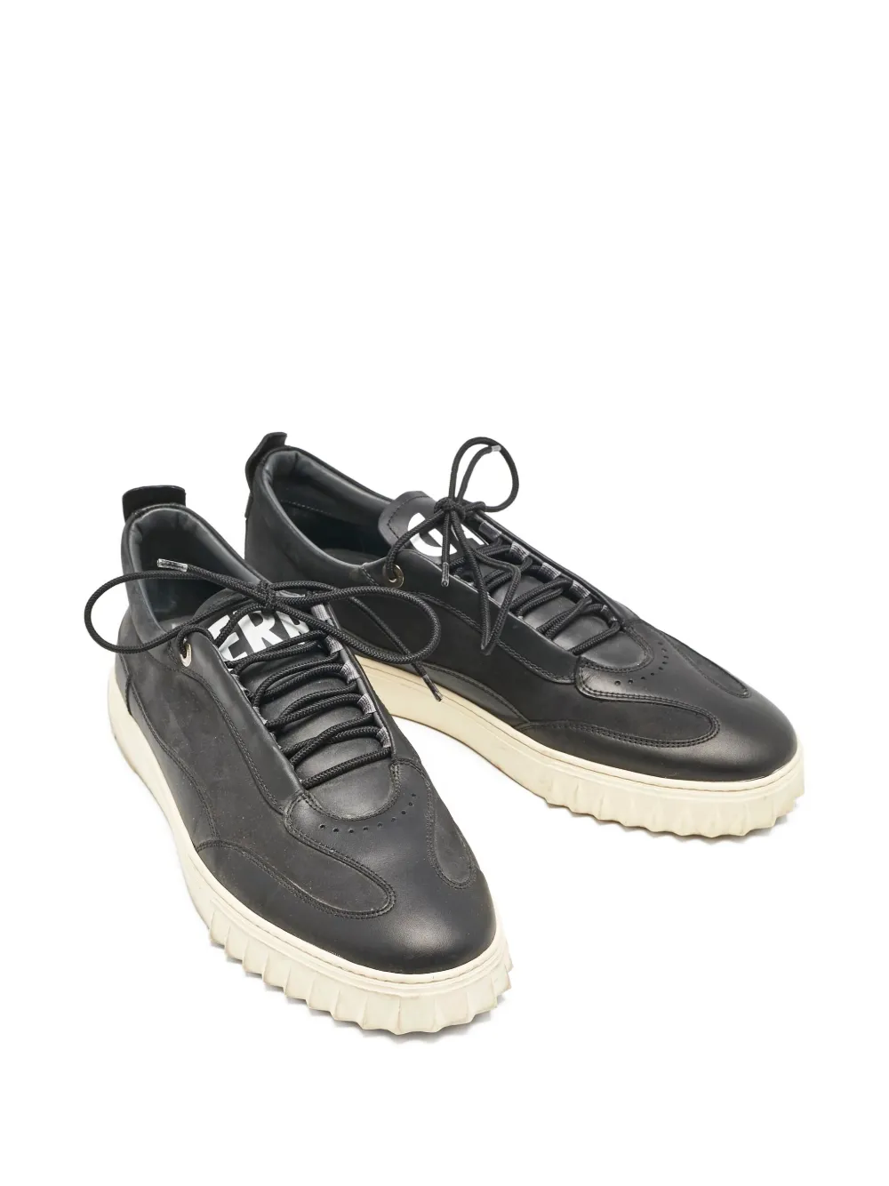 Ferragamo Pre-Owned Aaron sneakers | Image 2