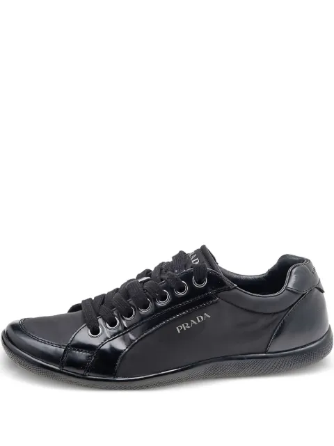Prada Pre-Owned baskets à fermetures scratch
