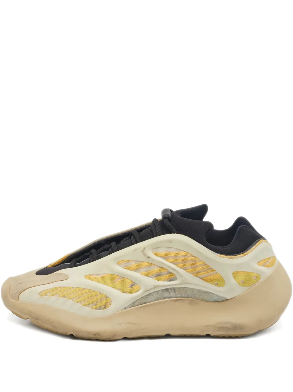 pre-owned 700 V3 sneakers