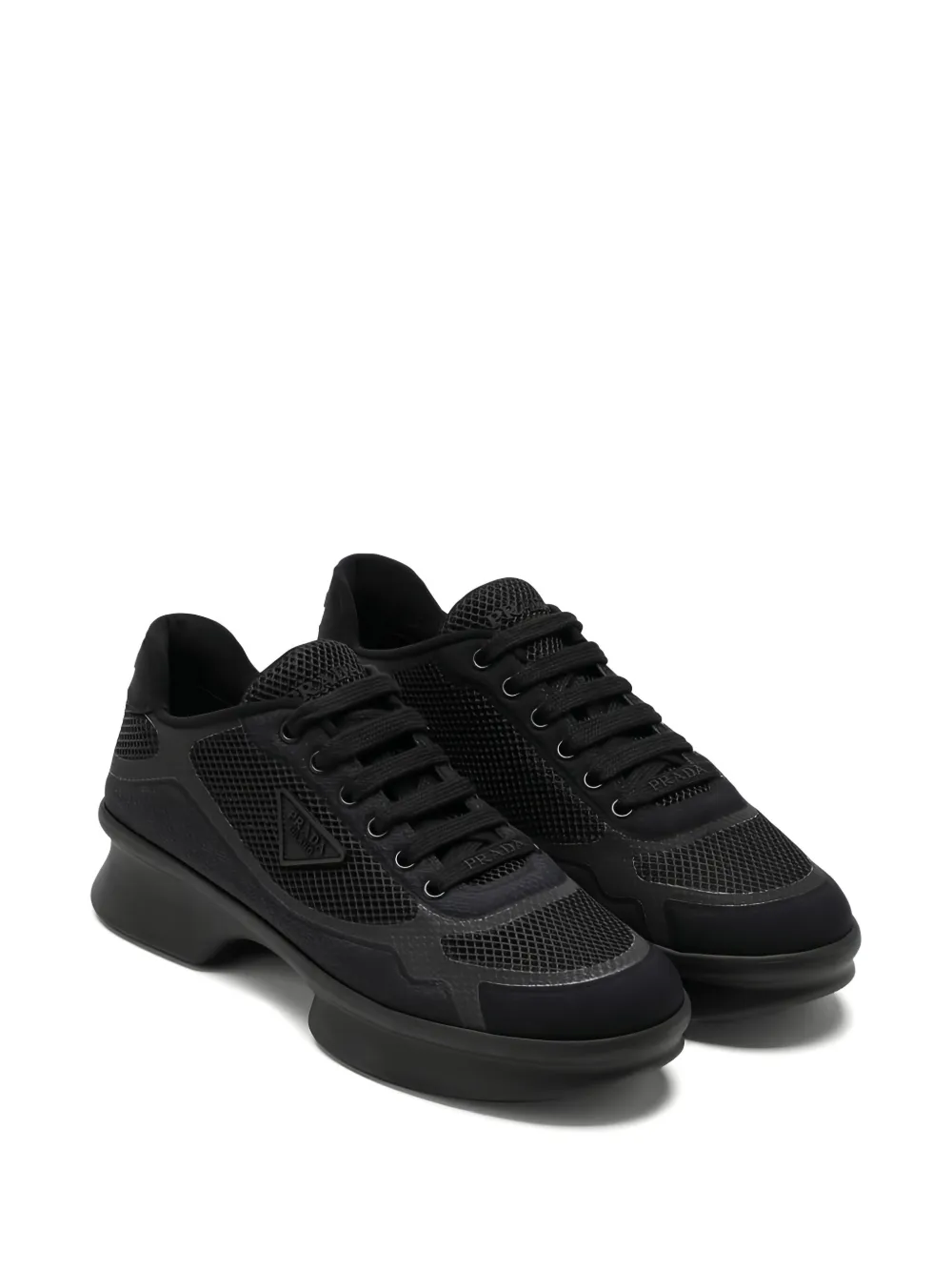 Prada Loafers met mesh vlakken en plateauzool Zwart
