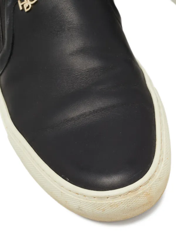 GIVENCHY レザーシューズ Givenchy Pre-Owned Leather slip-on Sneakers | Black | FARFETCH