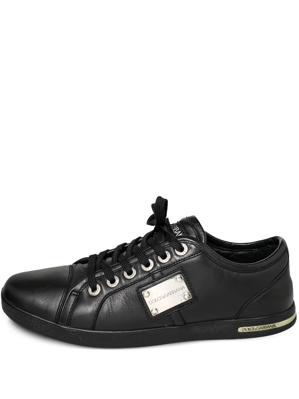 logo-plaque leather sneakers