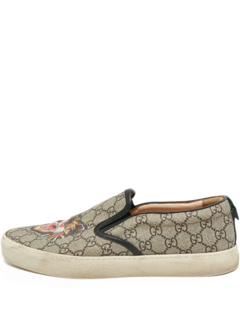 Gucci Pre-Owned tiger embroidered slip-on sneakers