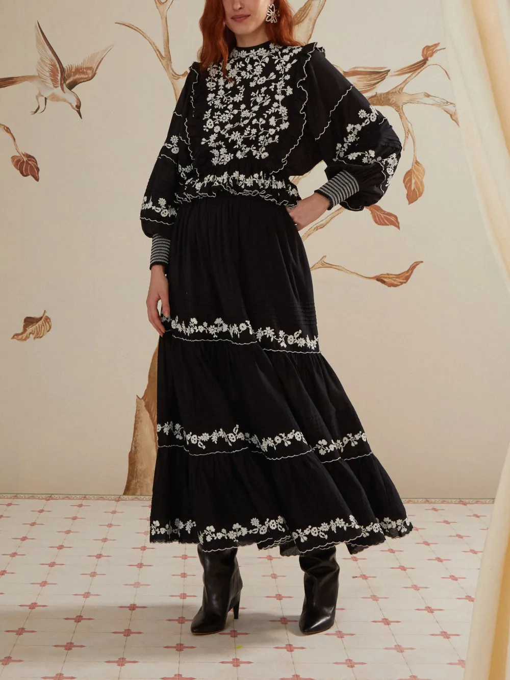 FARM Rio embroidered tiered midi skirt - Nero