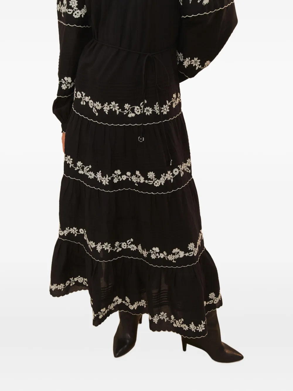 FARM Rio floral-embroidered tiered ruffle dress Zwart