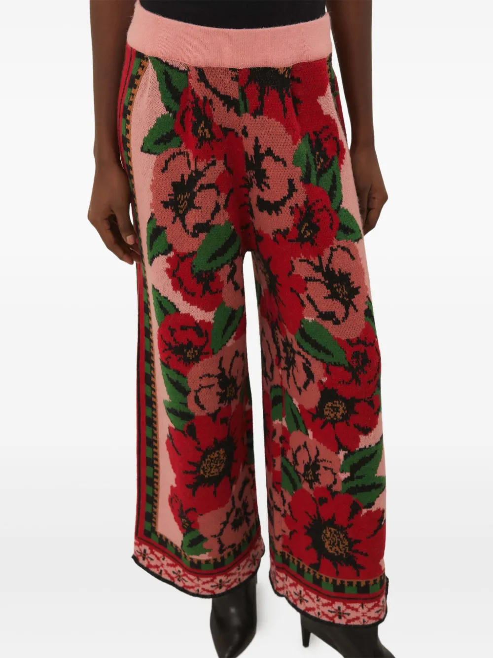 floral-pattern trousers