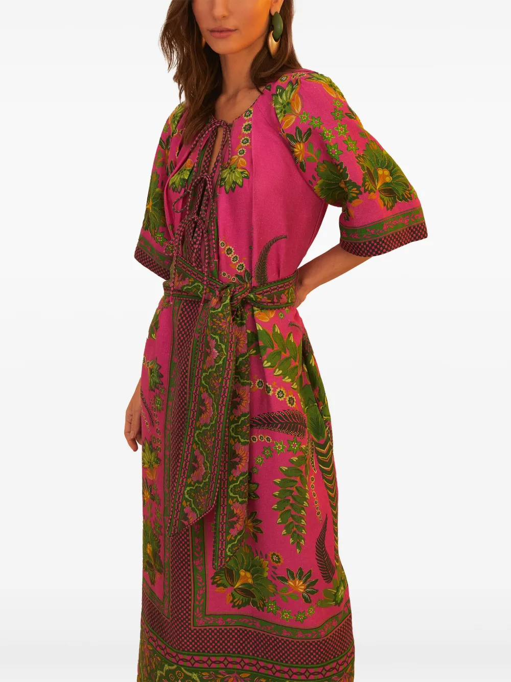 FARM Rio Maxi-jurk met bloemenprint en gestrikte ceintuur Roze