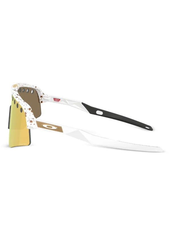 Oakley Sutro Lite Sweep サングラス | ホワイト | FARFETCH JP