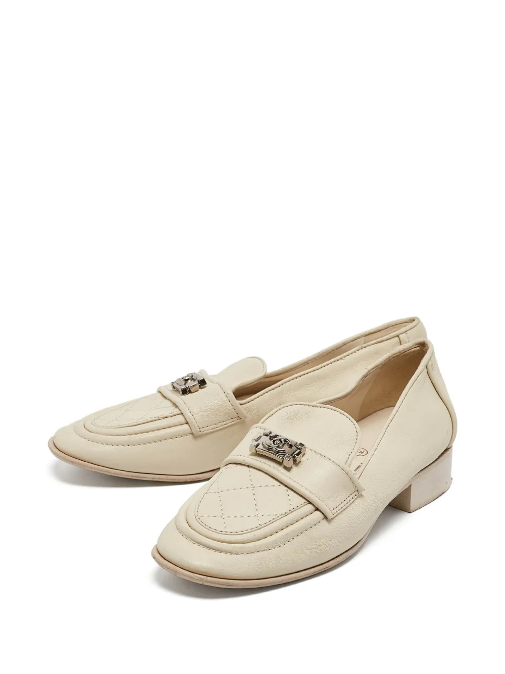 CHANEL Pre-Owned Boy push-lock loafers | Image 2