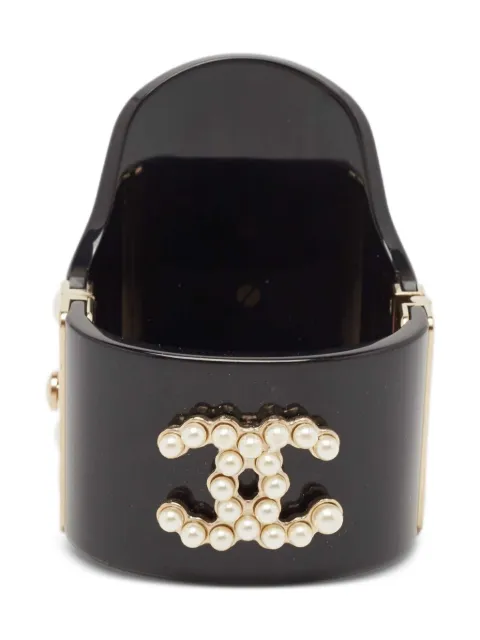 CHANEL Pre-Owned pearl-embellished bracelet 